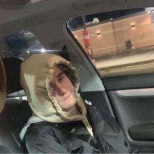 Meet your Posher, Kinnon